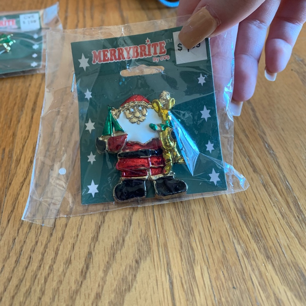 Vintage Merrybrite Christmas Pin.